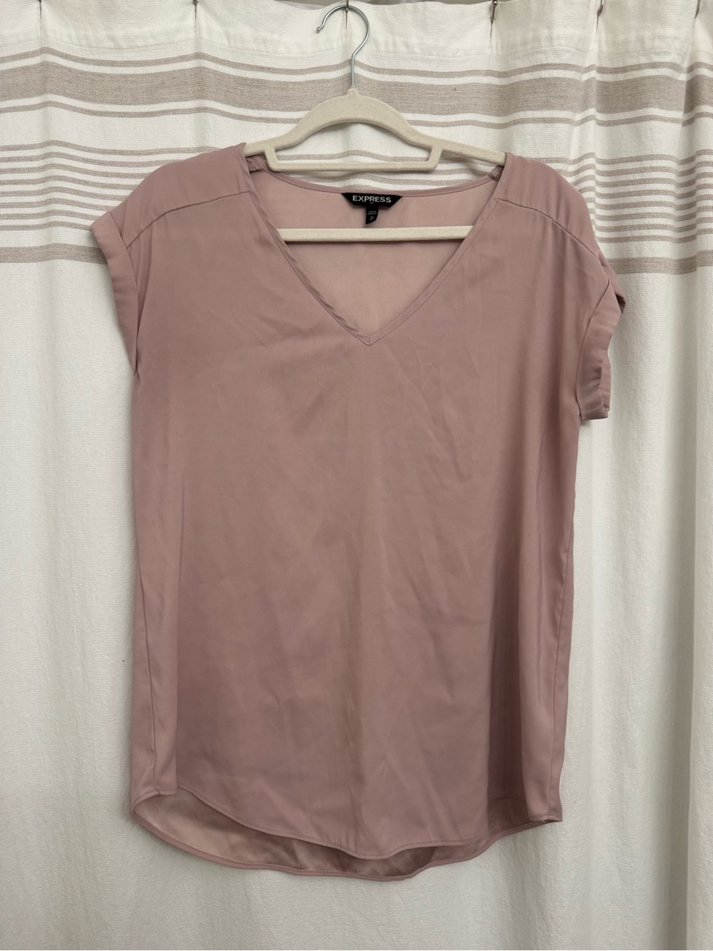 Express Mauve V-Neck Cap Sleeve Blouse